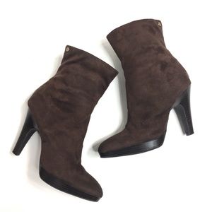 Isaac Mizrahi Brea Faux Suede Ankle Boots Size 8.5